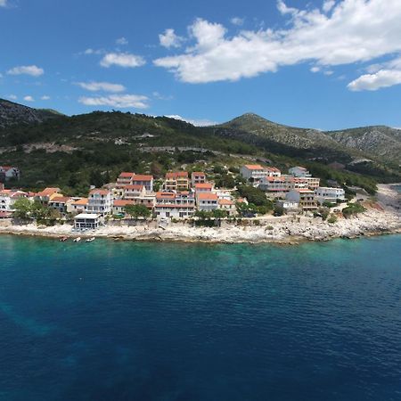 Luxury Bellavista Amazing Sea Holidays With Private Beach & Parking Milna  Exteriör bild