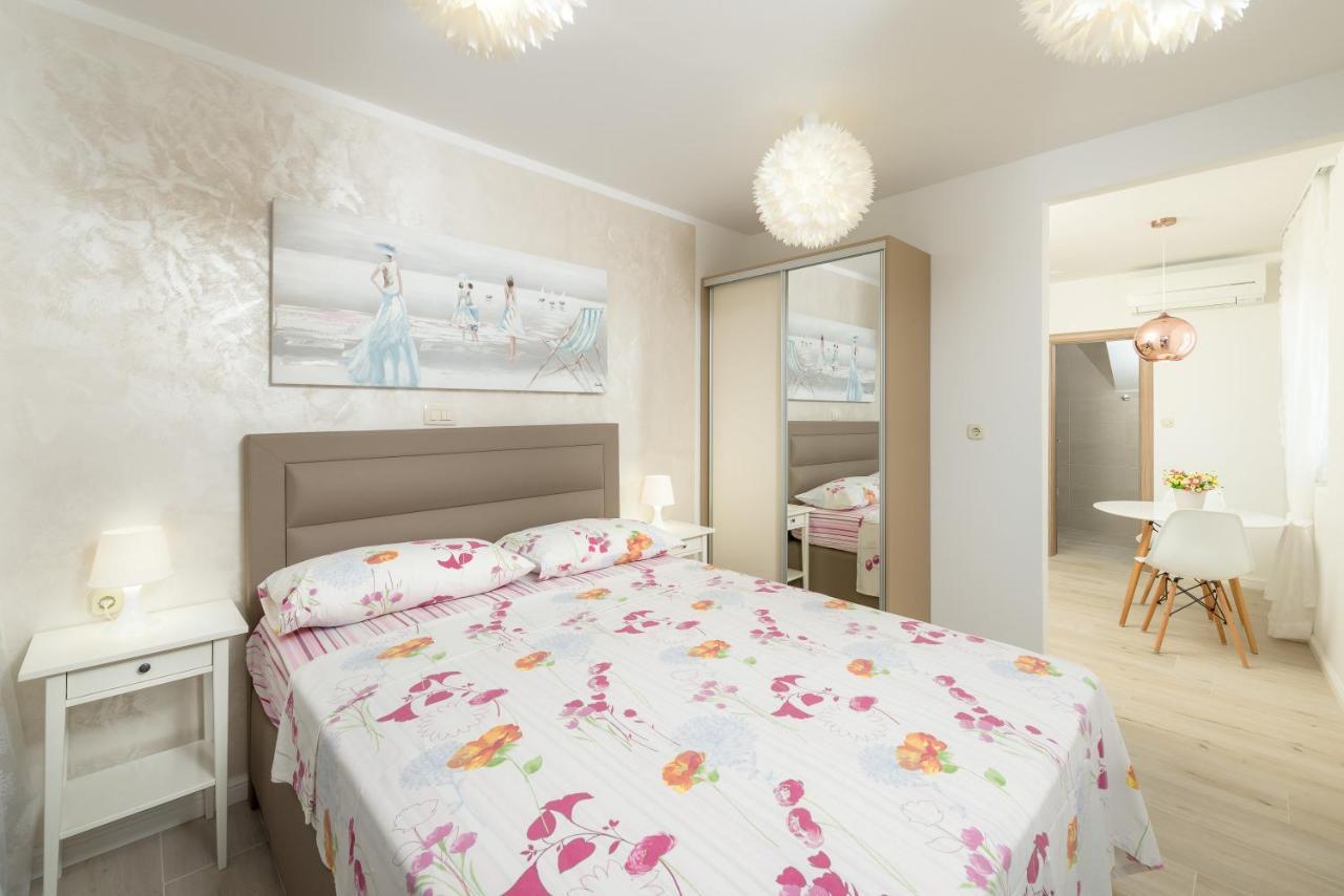 Luxury Bellavista Amazing Sea Holidays With Private Beach & Parking Milna  Exteriör bild