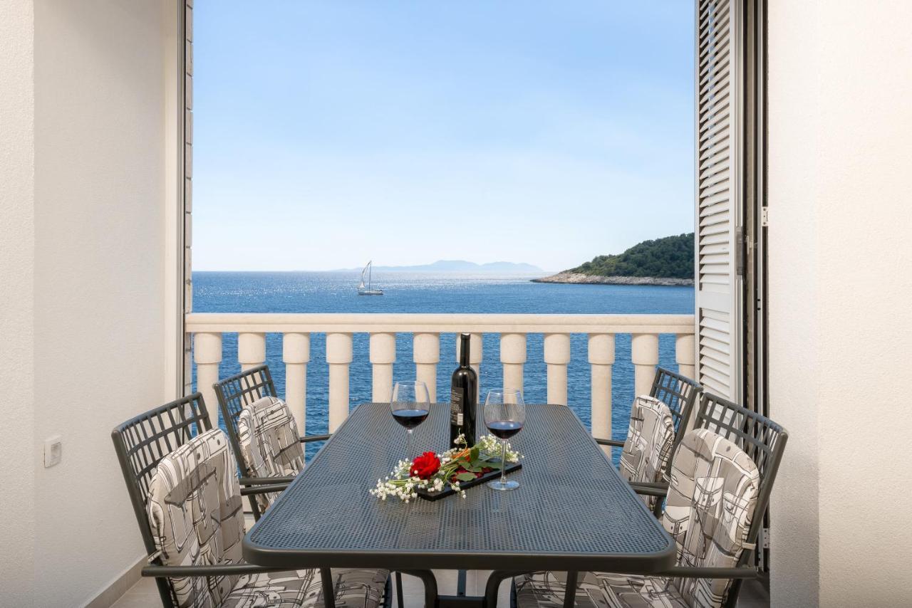 Luxury Bellavista Amazing Sea Holidays With Private Beach & Parking Milna  Exteriör bild