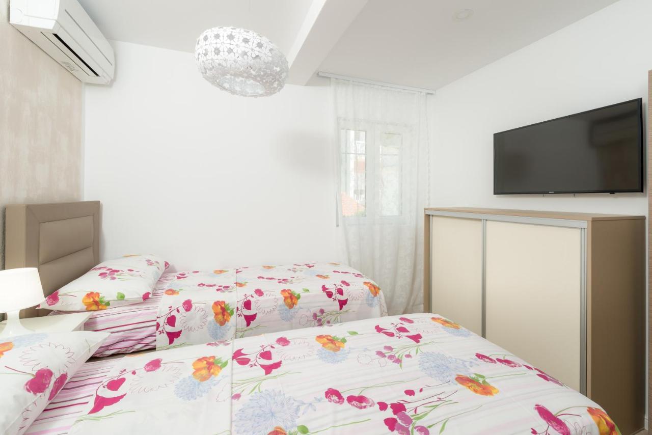 Luxury Bellavista Amazing Sea Holidays With Private Beach & Parking Milna  Exteriör bild