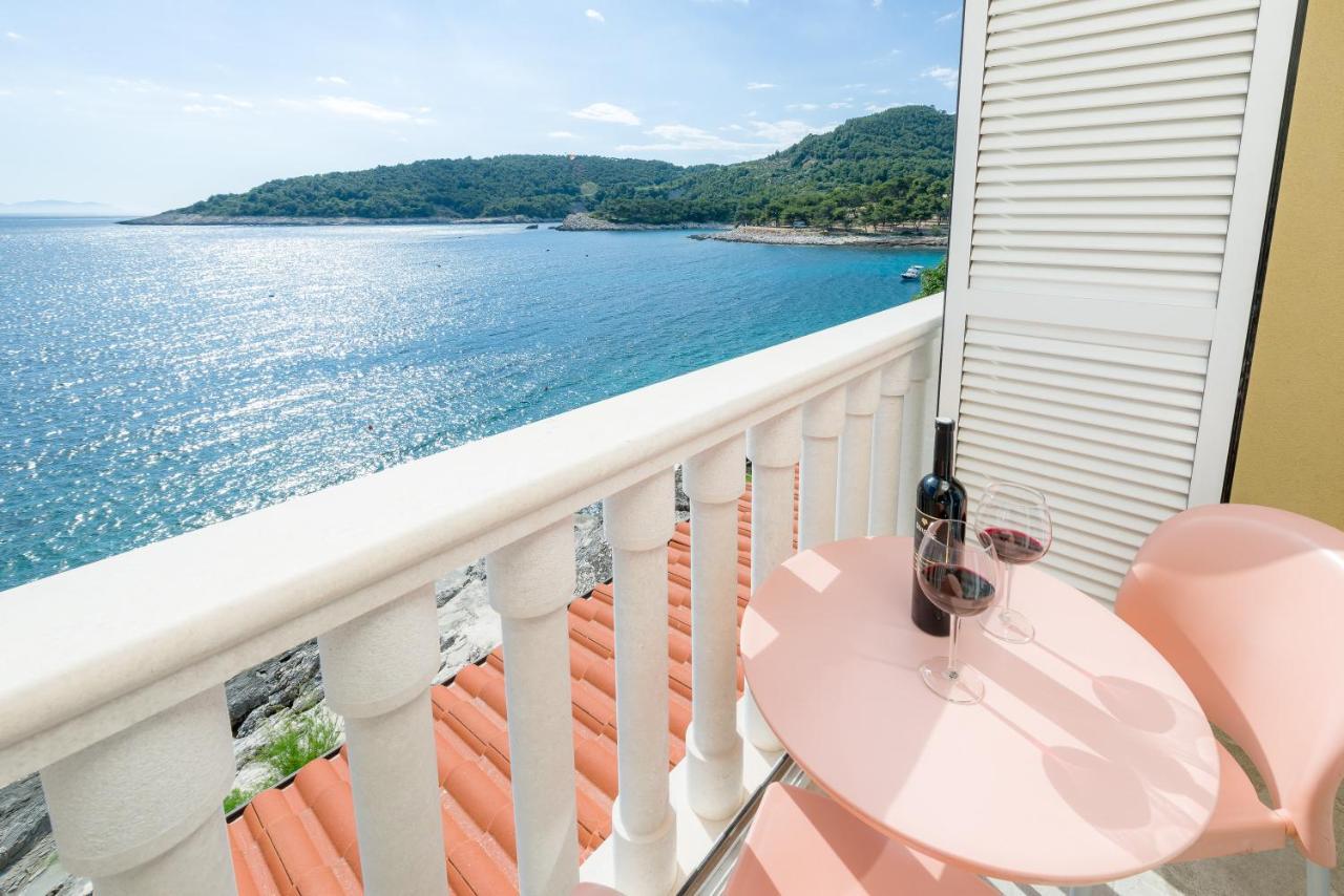 Luxury Bellavista Amazing Sea Holidays With Private Beach & Parking Milna  Exteriör bild