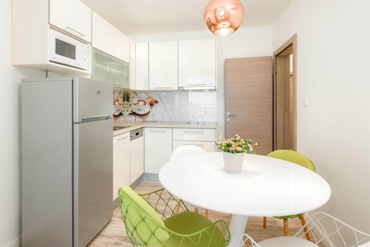 Luxury Bellavista Amazing Sea Holidays With Private Beach & Parking Milna  Exteriör bild