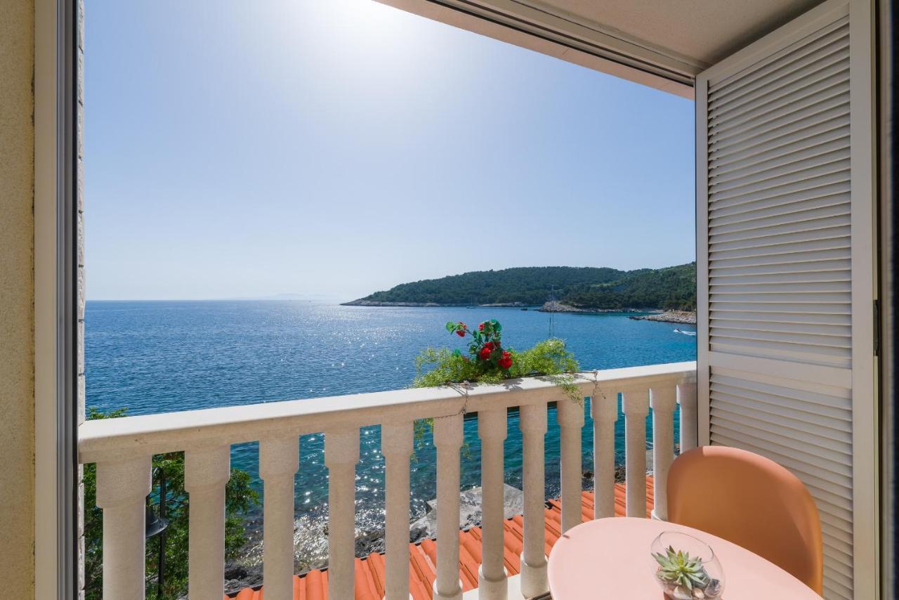 Luxury Bellavista Amazing Sea Holidays With Private Beach & Parking Milna  Exteriör bild