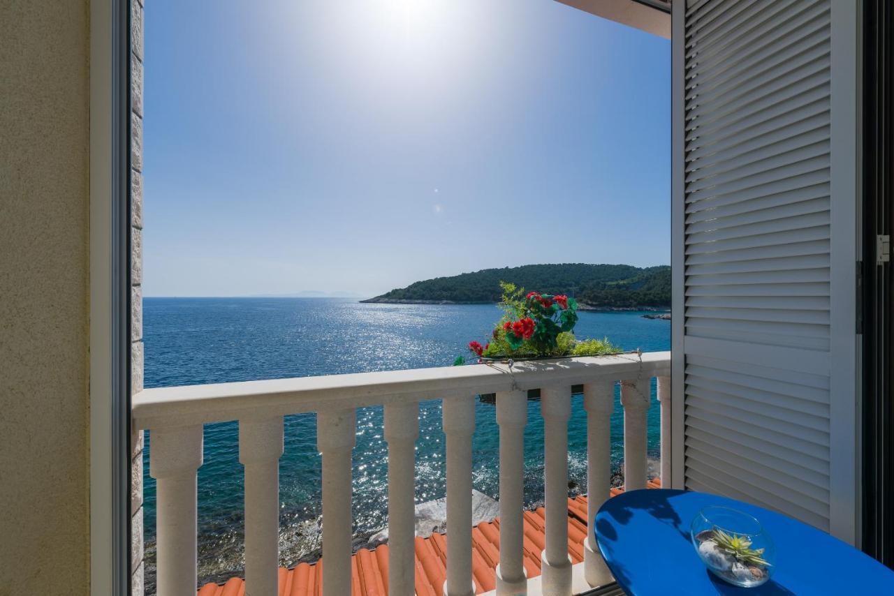 Luxury Bellavista Amazing Sea Holidays With Private Beach & Parking Milna  Exteriör bild
