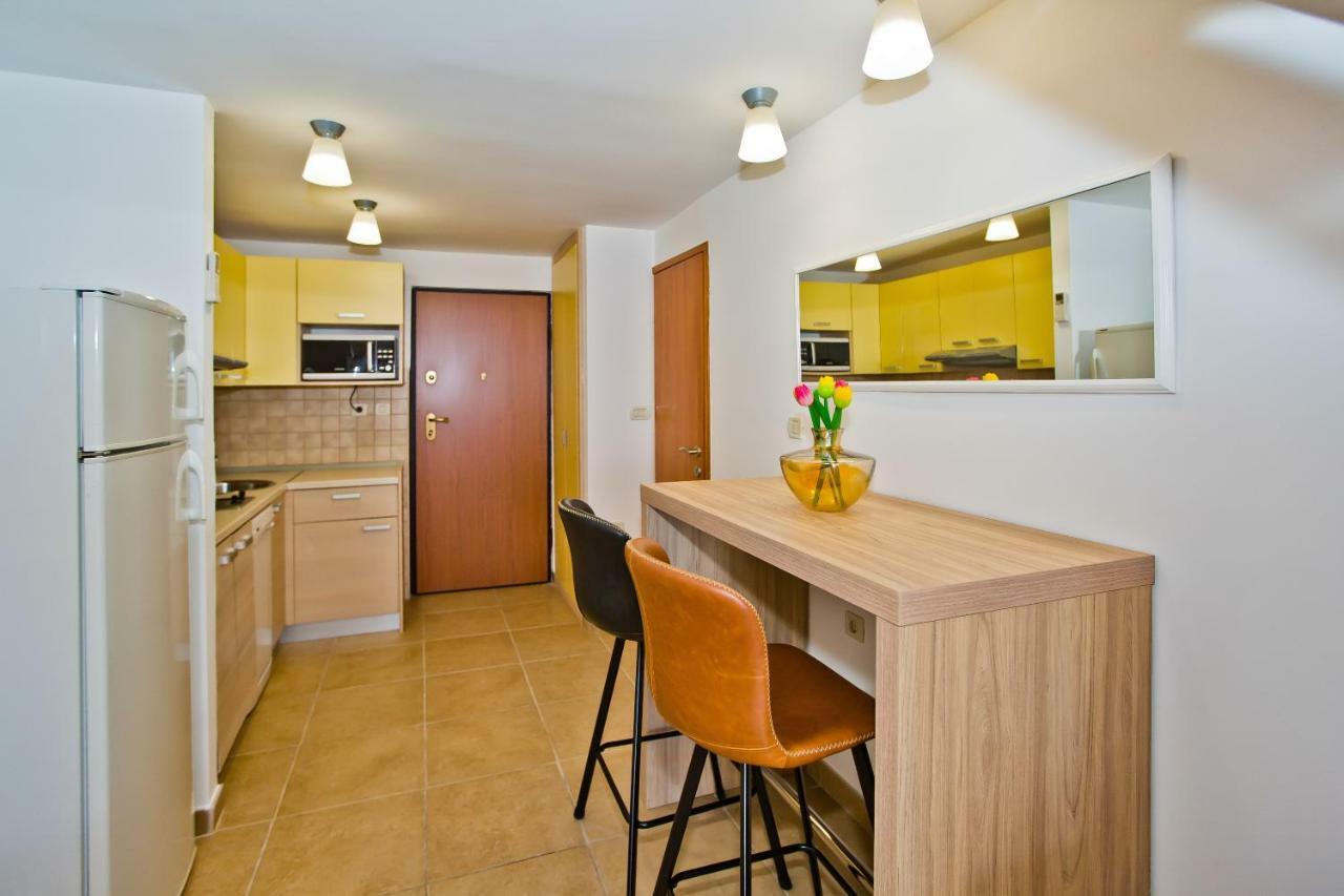 Luxury Bellavista Amazing Sea Holidays With Private Beach & Parking Milna  Exteriör bild