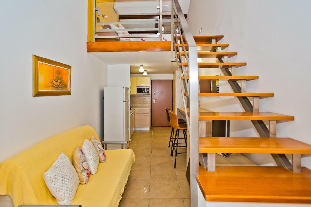 Luxury Bellavista Amazing Sea Holidays With Private Beach & Parking Milna  Exteriör bild