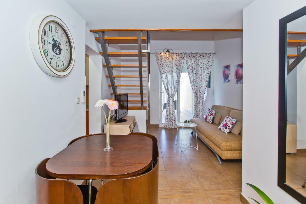 Luxury Bellavista Amazing Sea Holidays With Private Beach & Parking Milna  Exteriör bild